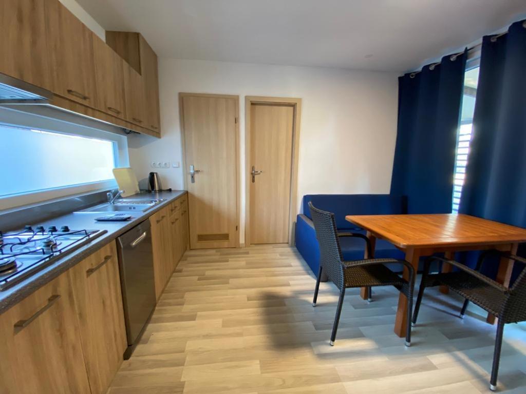 Mobile Homes Selce Buitenkant foto